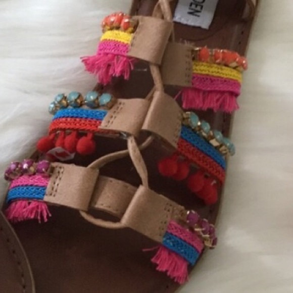 Steve Madden Multicolor Gladiator Tassel Sandals - Picture 8 of 8